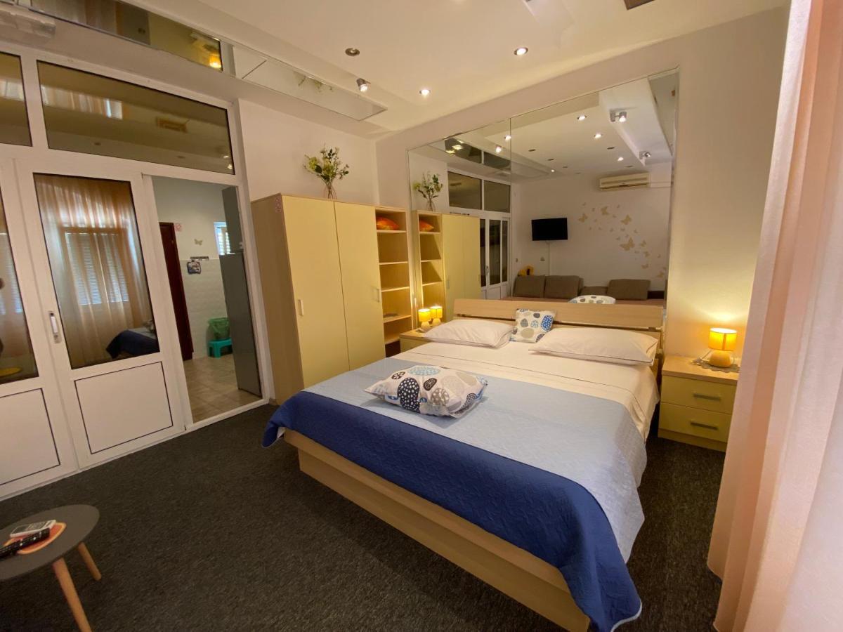 Studio Apartment And Rooms Adria Vodice Extérieur photo
